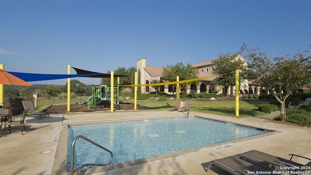 213 TRAPPERS LN, New Braunfels, TX 78132