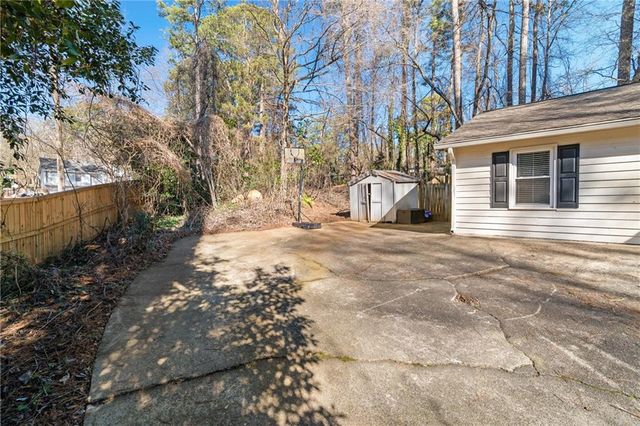 233 Sharney NE Lane, Kennesaw, GA 30144