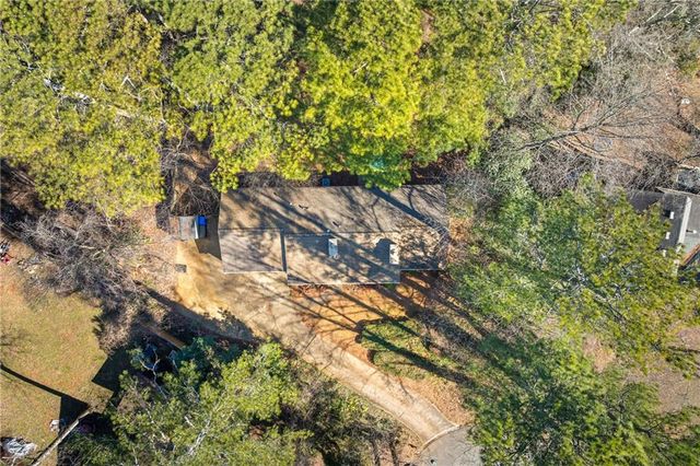 233 Sharney NE Lane, Kennesaw, GA 30144