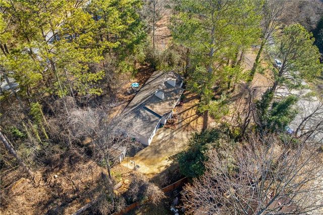 233 Sharney NE Lane, Kennesaw, GA 30144