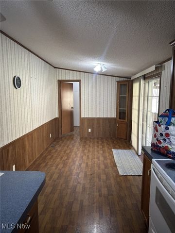 10765 Coshocton Road, New Concord, OH 43762