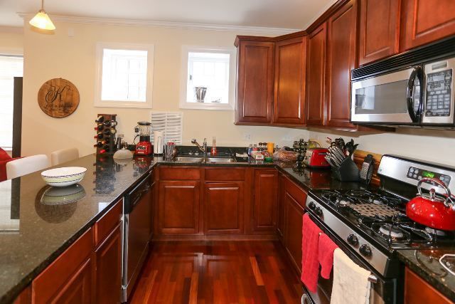 4325 N Ashland Avenue G, Chicago, IL 60613