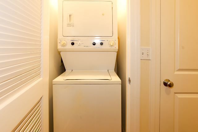 4325 N Ashland Avenue G, Chicago, IL 60613