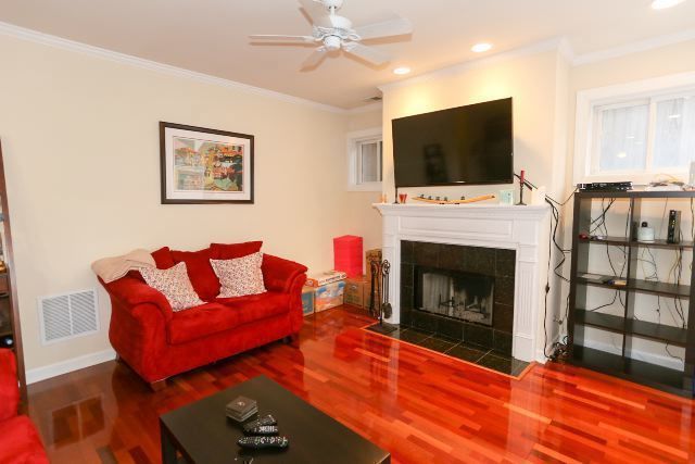 4325 N Ashland Avenue G, Chicago, IL 60613