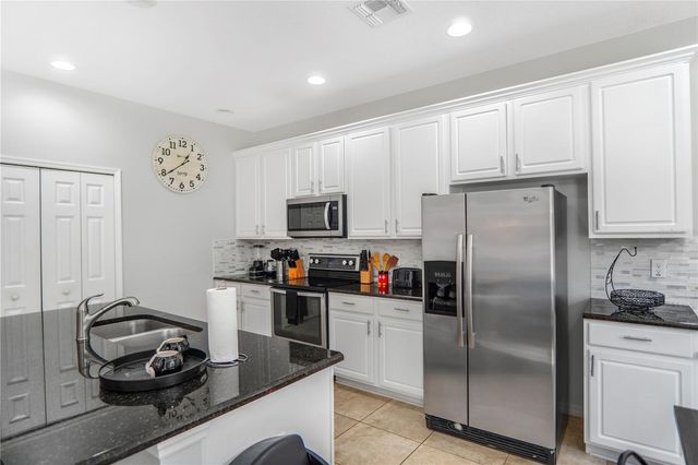 620 LAS FUENTES DRIVE, Kissimmee, FL 34746