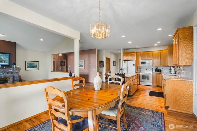 15821 269th Street E, Graham, WA 98338