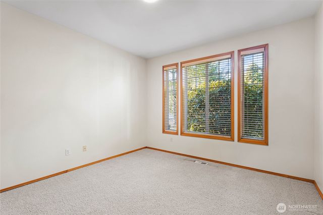 15821 269th Street E, Graham, WA 98338