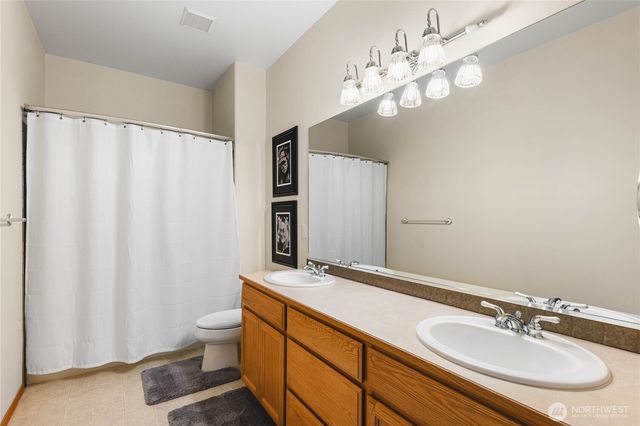 15821 269th Street E, Graham, WA 98338