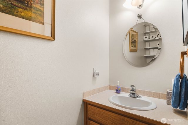 15821 269th Street E, Graham, WA 98338