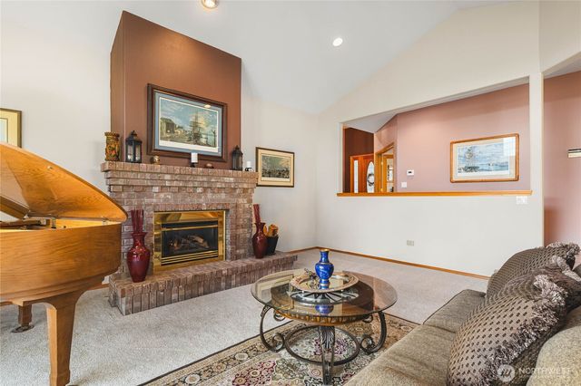 15821 269th Street E, Graham, WA 98338