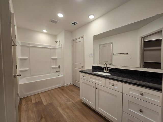 1337 Hogback Way, Midland, TX 79705