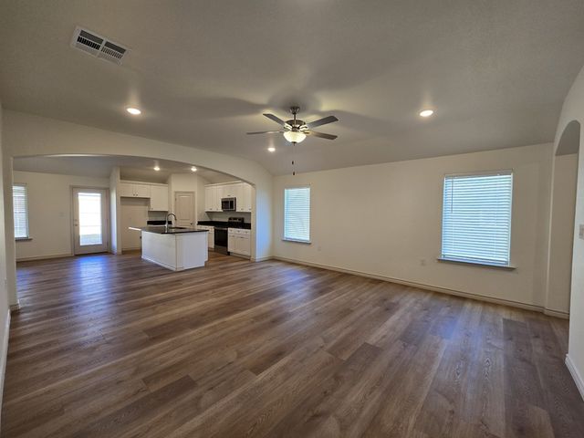 1337 Hogback Way, Midland, TX 79705