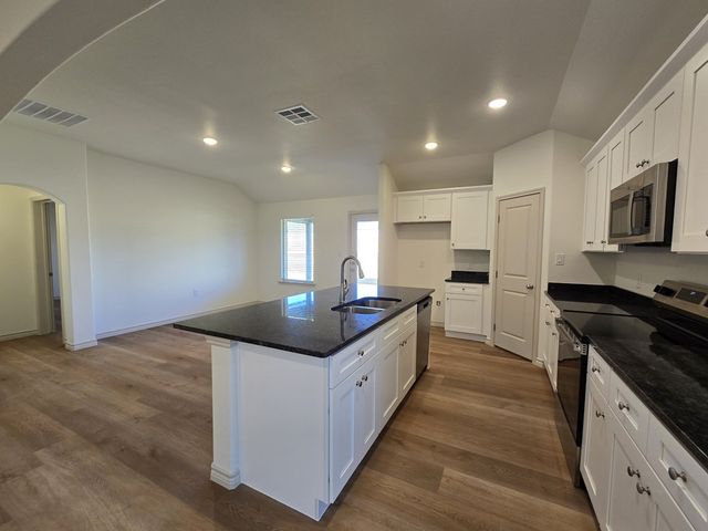 1337 Hogback Way, Midland, TX 79705