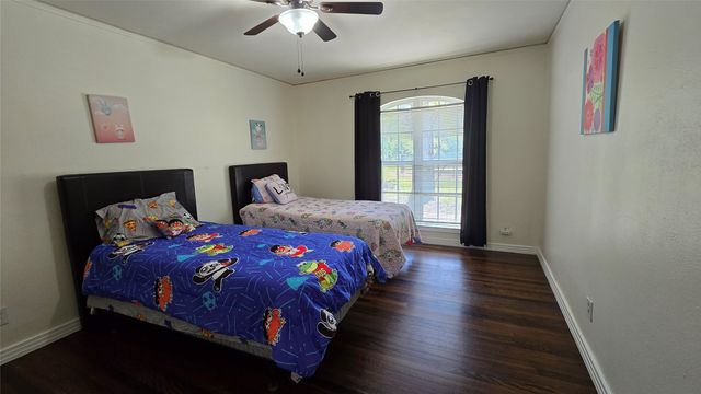1312 W Park Row Drive, Arlington, TX 76013