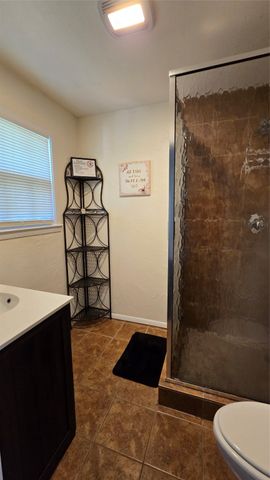 1312 W Park Row Drive, Arlington, TX 76013