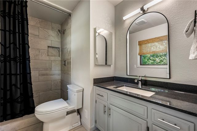 1 Penzance Drive, Bella Vista, AR 72714