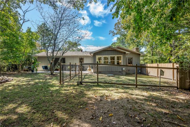 1 Penzance Drive, Bella Vista, AR 72714