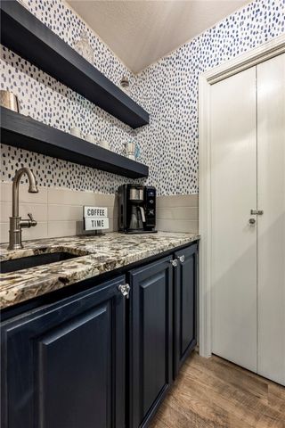 1 Penzance Drive, Bella Vista, AR 72714