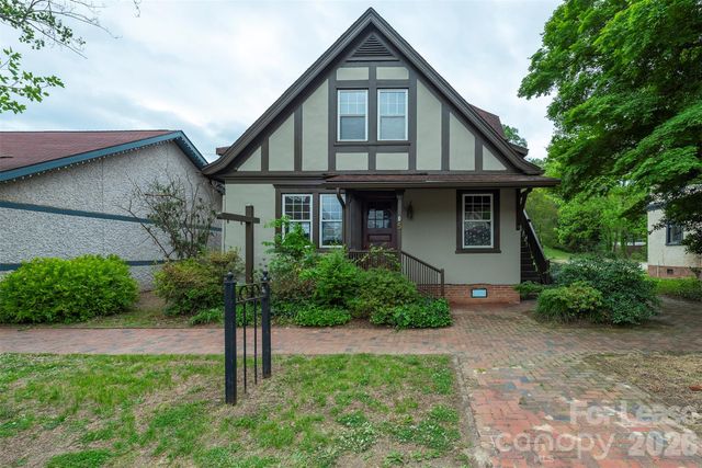 5 All Souls Crescent, Asheville, NC 28803