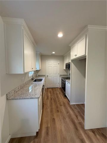 30 Sanders Boulevard, Dahlonega, GA 30533