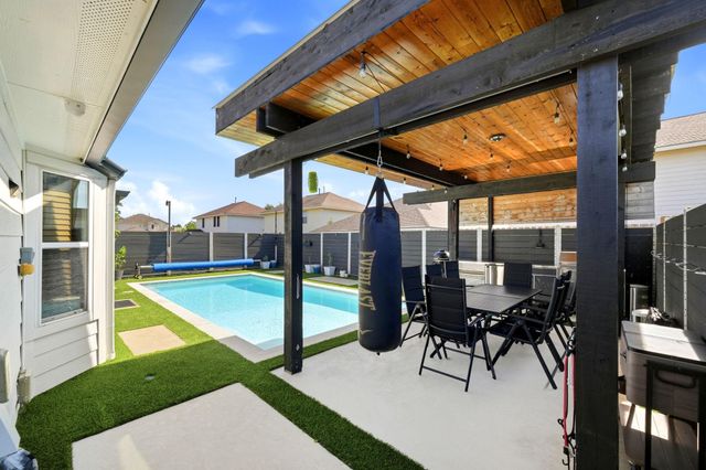 15118 Mause Creek Drive, Humble, TX 77396