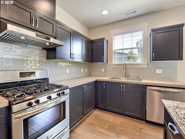 28748 Sw FINLAND Ave, Wilsonville, OR 97070