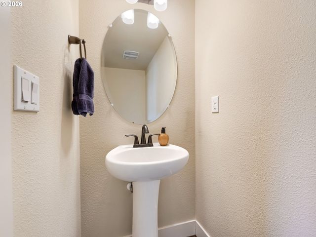 28748 Sw FINLAND Ave, Wilsonville, OR 97070