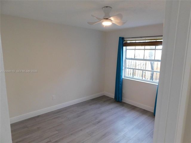 12164 SW 52nd Place, Cooper City, FL 33330