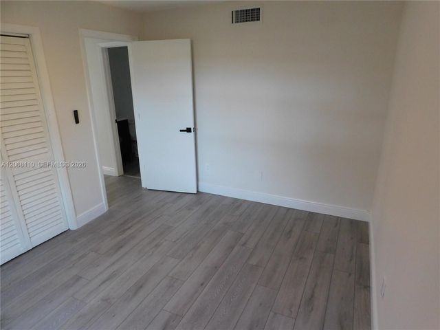 12164 SW 52nd Place, Cooper City, FL 33330