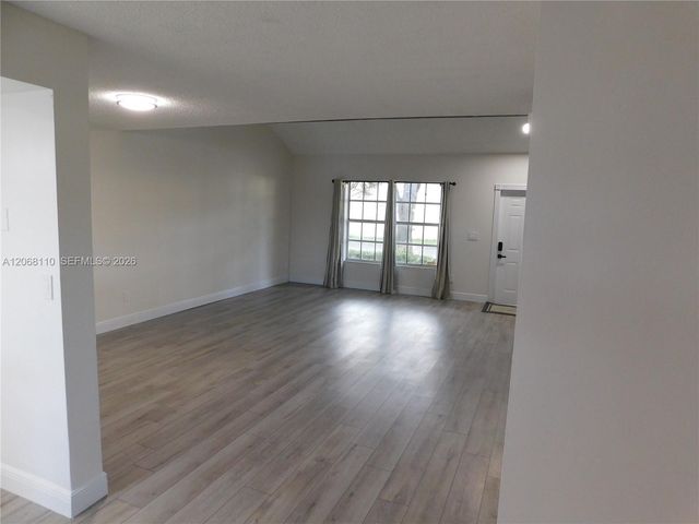 12164 SW 52nd Place, Cooper City, FL 33330