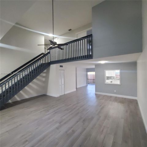 12164 SW 52nd Place, Cooper City, FL 33330