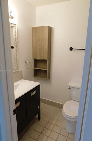 12164 SW 52nd Place, Cooper City, FL 33330