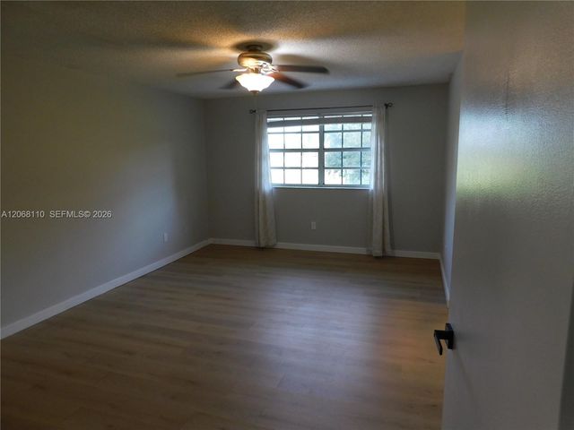 12164 SW 52nd Place, Cooper City, FL 33330