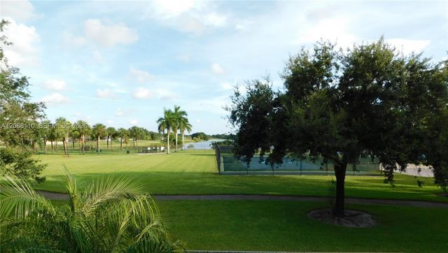 12164 SW 52nd Place, Cooper City, FL 33330