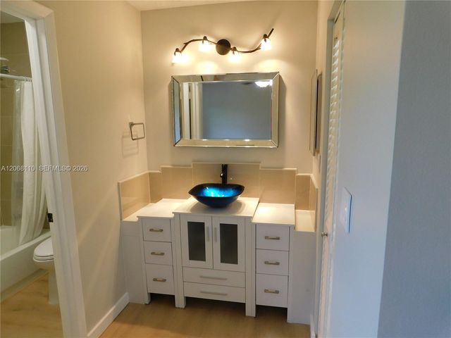 12164 SW 52nd Place, Cooper City, FL 33330