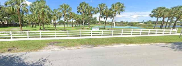 12164 SW 52nd Place, Cooper City, FL 33330