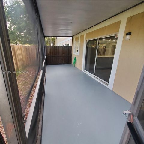 12164 SW 52nd Place, Cooper City, FL 33330