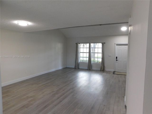 12164 SW 52nd Place, Cooper City, FL 33330