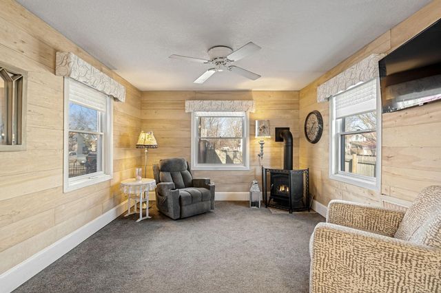 710 W Oakland Avenue, Austin, MN 55912
