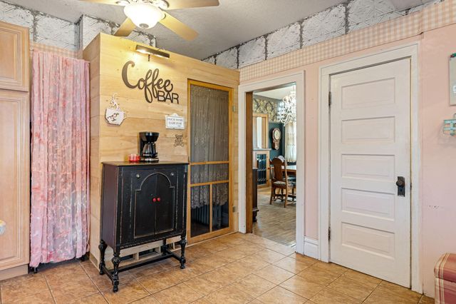 710 W Oakland Avenue, Austin, MN 55912