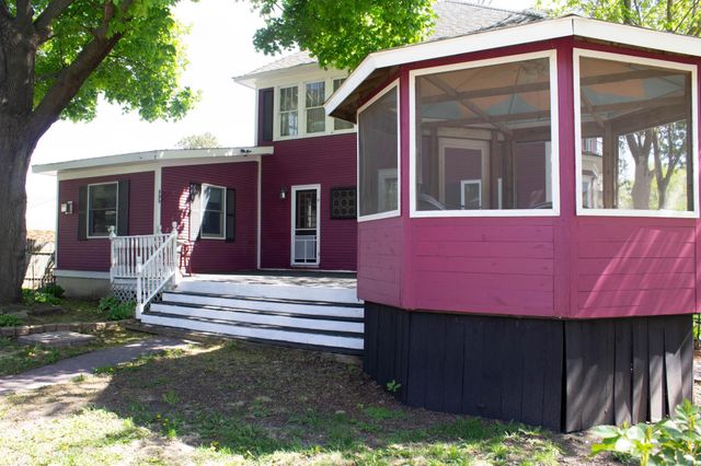710 W Oakland Avenue, Austin, MN 55912