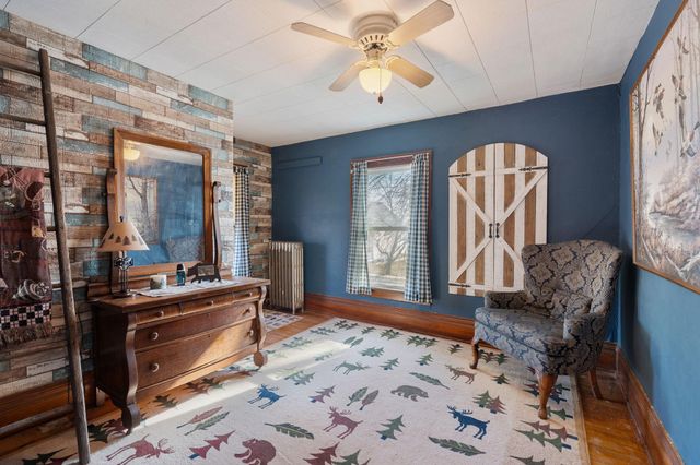 710 W Oakland Avenue, Austin, MN 55912
