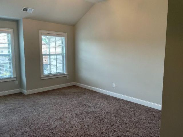 1011 Virginia Oak Lane, Lawrenceville, GA 30045