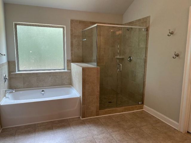 1011 Virginia Oak Lane, Lawrenceville, GA 30045