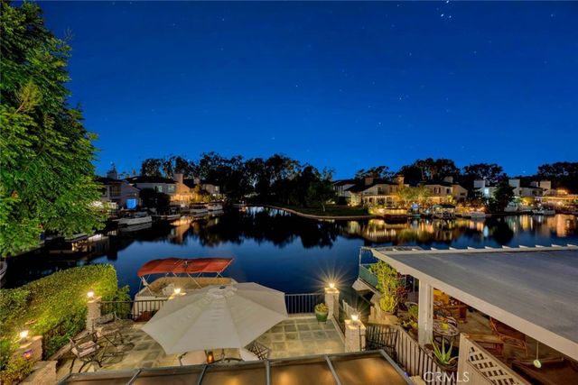 22702 Wood Lake, Lake Forest, CA 92630