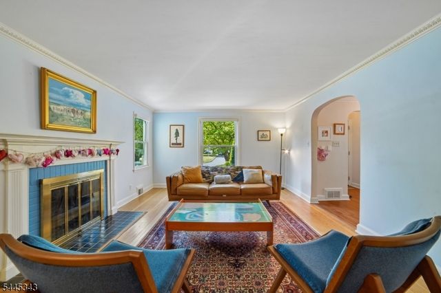 26 Tower Dr, Springfield Twp., NJ 07081