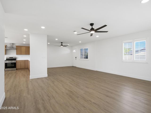 742 S LOS ALAMOS Street, Mesa, AZ 85204