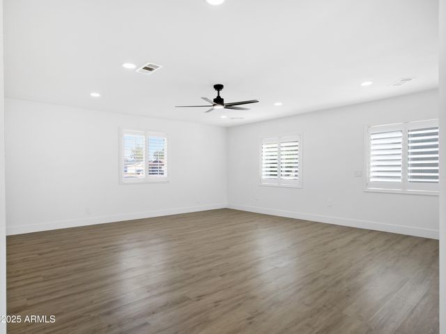 742 S LOS ALAMOS Street, Mesa, AZ 85204