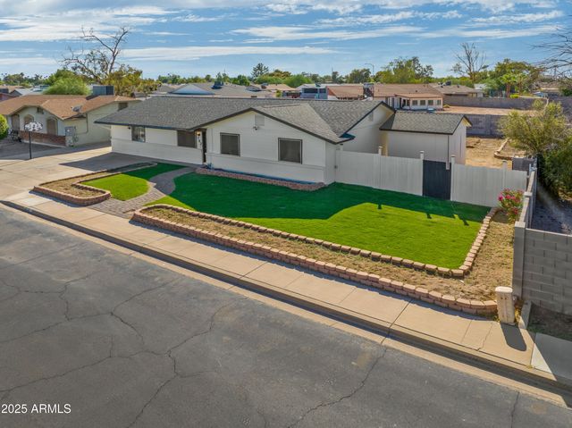 742 S LOS ALAMOS Street, Mesa, AZ 85204