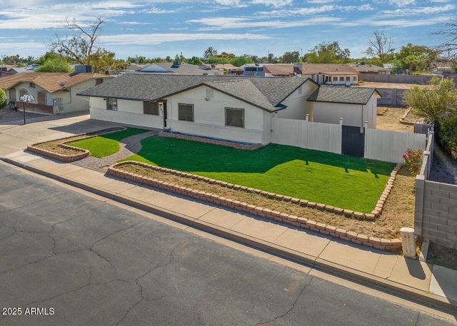 742 S LOS ALAMOS Street, Mesa, AZ 85204